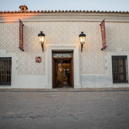 Posada Isabel De Castilla Madrigal de las Altas Torres Exteriör bild