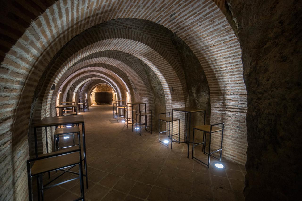Posada Isabel De Castilla Madrigal de las Altas Torres Exteriör bild